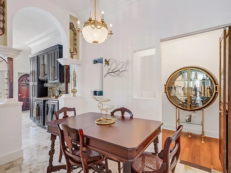 Building Photo - 6590 Fountains Cir