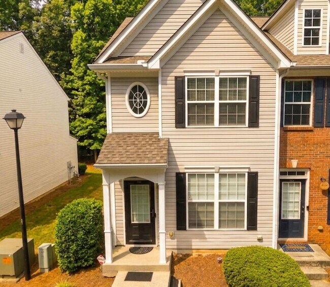 Building Photo - 1426 Penhurst Dr