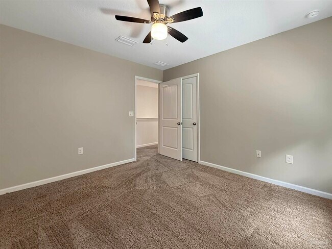 Building Photo - 5777 Blackhorse Cir