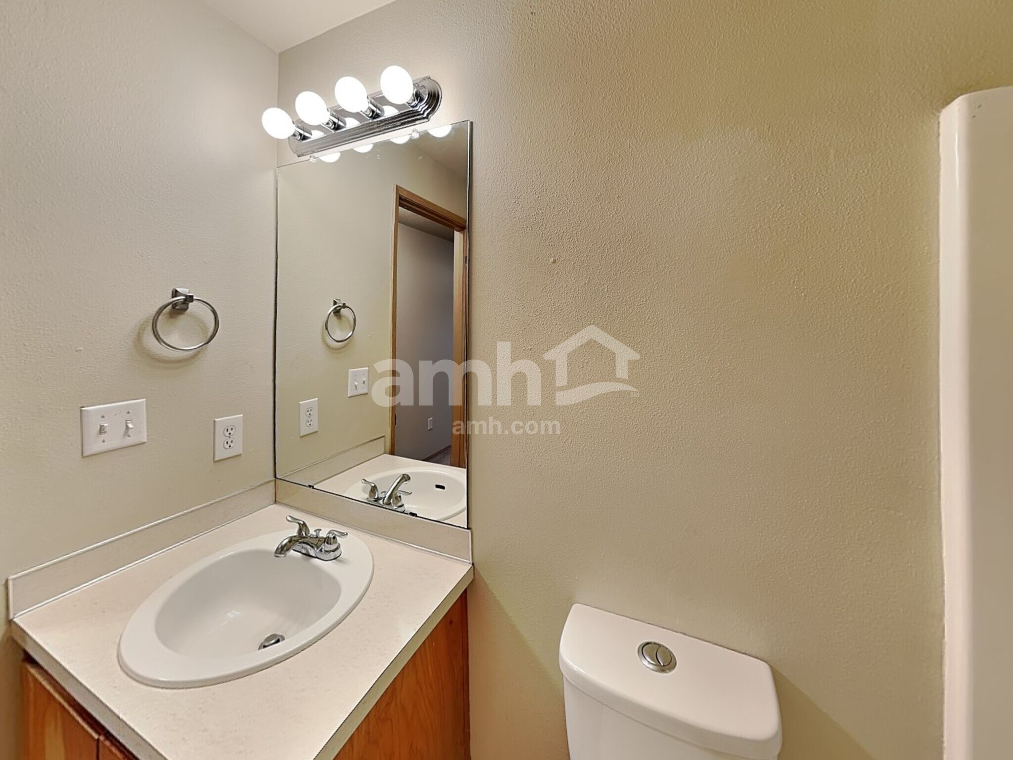 Building Photo - 16979 SW Steele Way