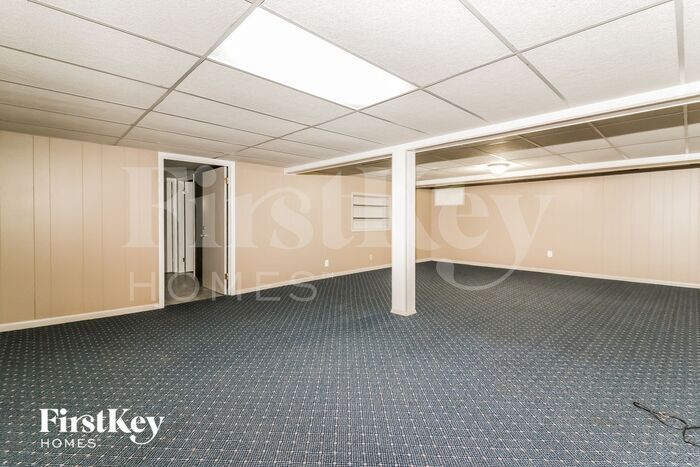 Building Photo - 665 Pimlico Dr
