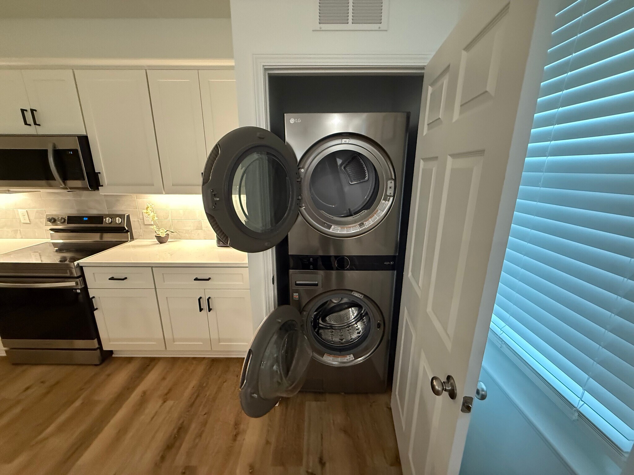 Building Photo - Room in Duplex on S Alston Ave