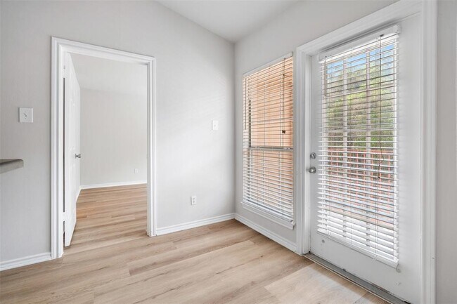 Building Photo - 6804 N Capital of Texas Hwy