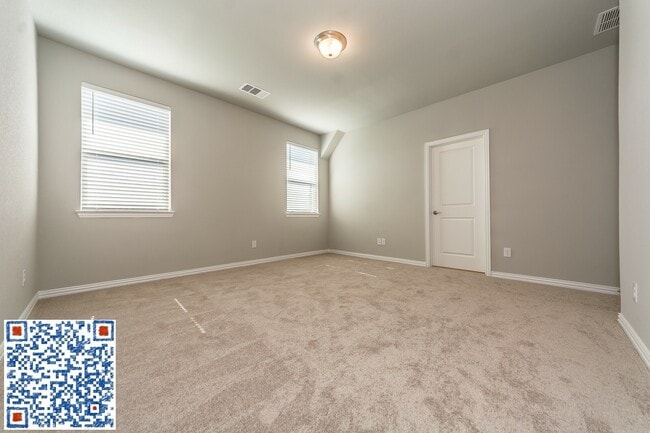 Building Photo - Adorable 3 Bedroom Townhouse-- Coming Soon!