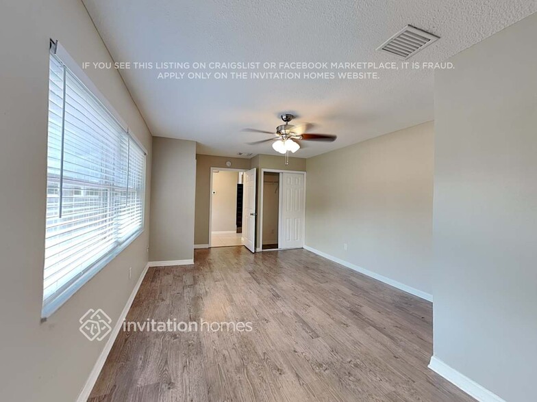 Building Photo - 985 Turkey Hollow Cir