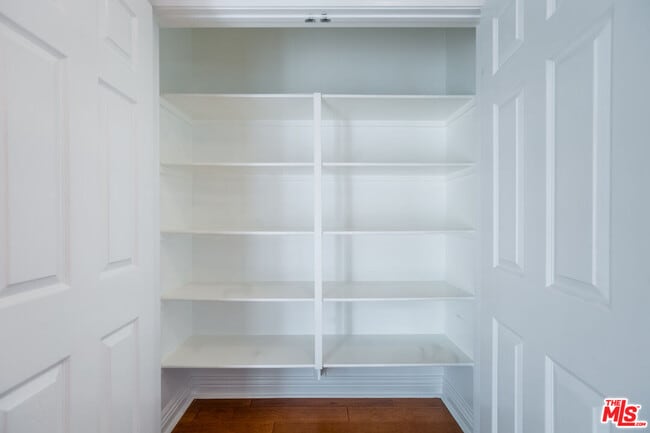 Building Photo - 24040 Dandelion Ln