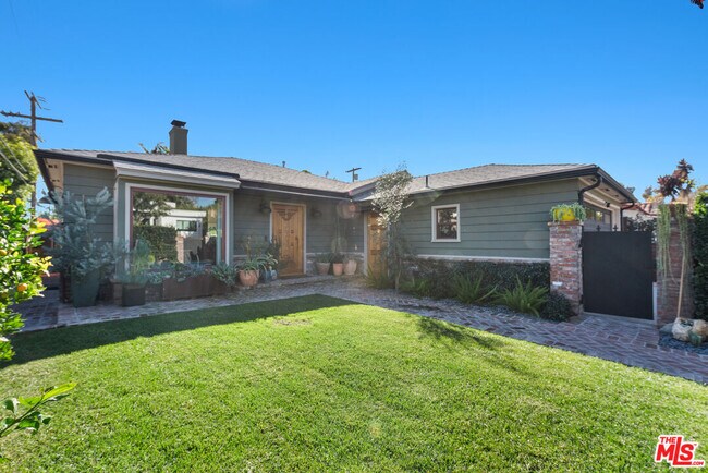 Building Photo - 11314 Homedale St