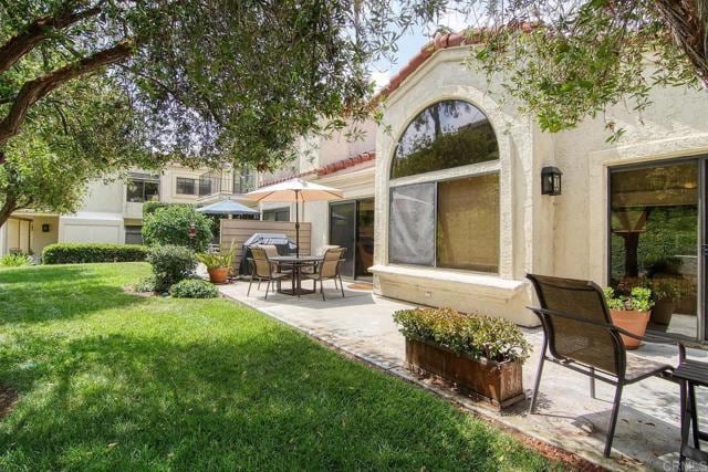 Building Photo - 7302 Paseo Verde
