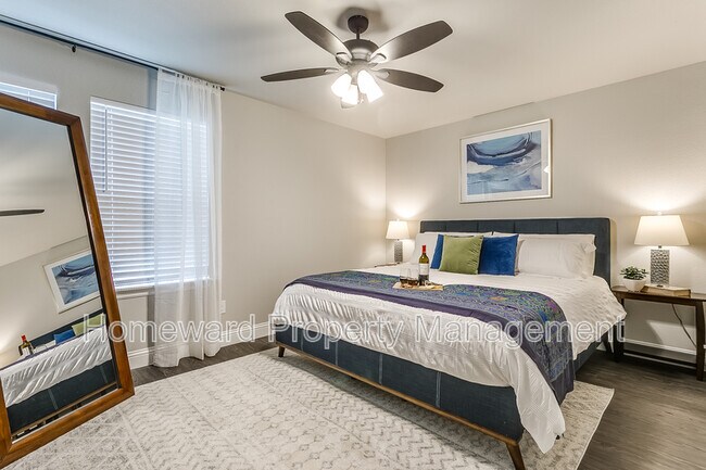 Building Photo - 4021 Sheraton Rd