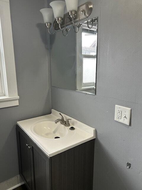 Building Photo - 2105 S Waldemere Ave