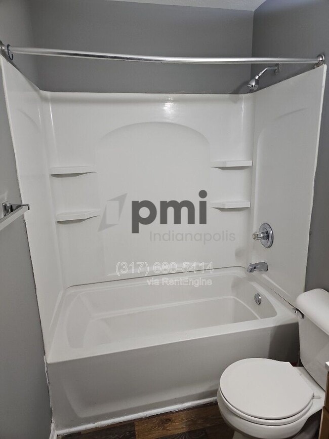 Building Photo - 10644 Lostpine Ln