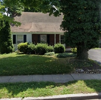 Building Photo - 621 Greenbrook Rd