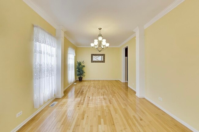 Building Photo - 501 Tuscany Dr