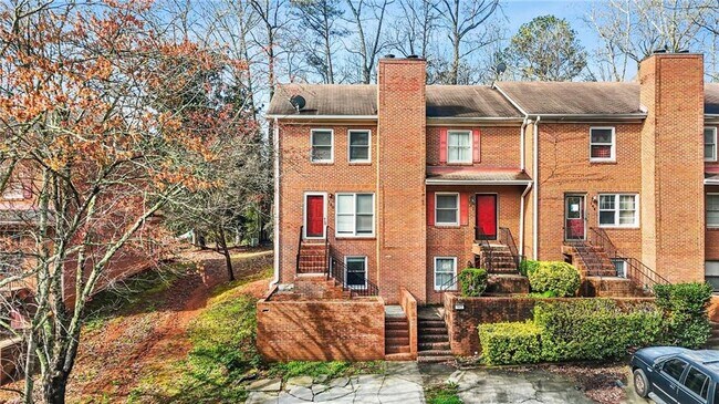Building Photo - 140 Davis Mill Ct