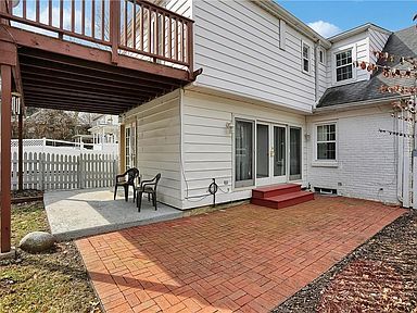 Brick patio in the back. - 5101 Boulevard Pl