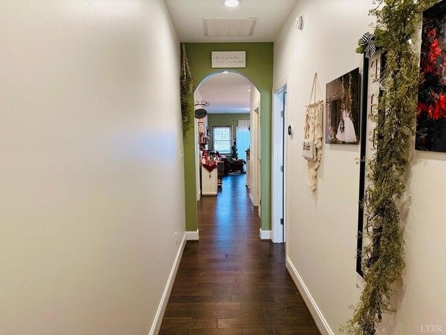 Building Photo - 1313 Emerald View Ct