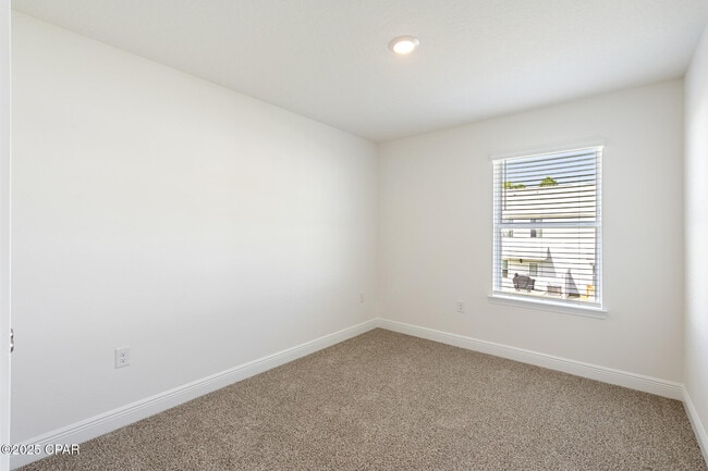 Building Photo - 167 Ellery Ln