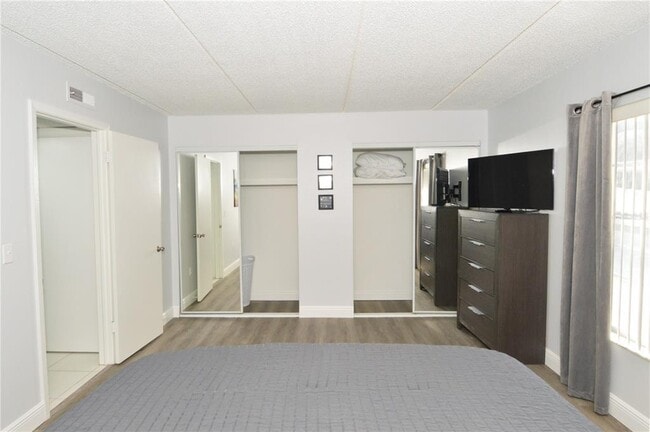 Building Photo - 12760 Indian Rocks Rd