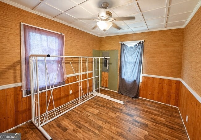 Building Photo - 6285 Pond St