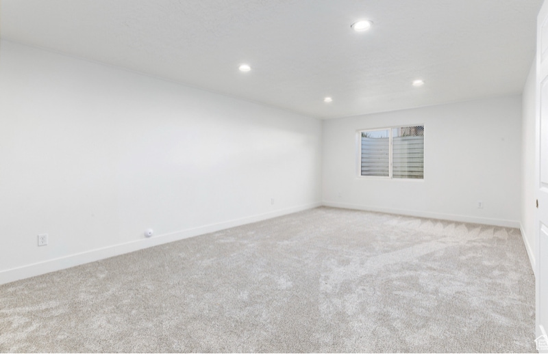 Building Photo - 1084 W 300 S St
