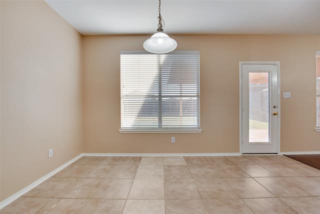 Building Photo - 2042 Brook Meadow Dr