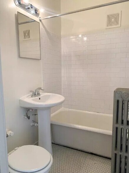 Building Photo - 1835 N 2nd St