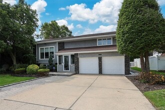 Building Photo - 14 Glenn Dr