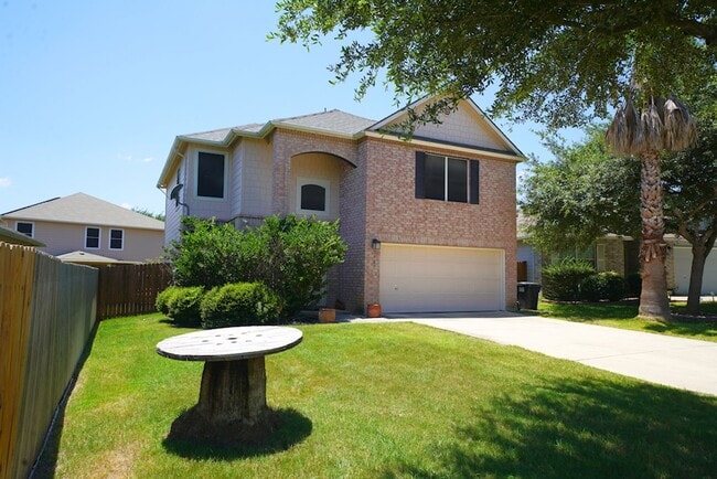 Building Photo - Lovely Cul-De-Sac Home in Schertz/Cibolo N...