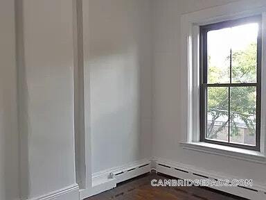 Building Photo - 110 Willow St