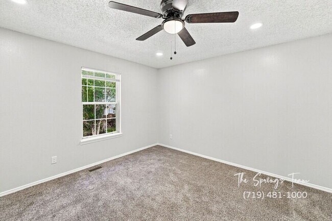 Building Photo - 4184 Charleston Dr