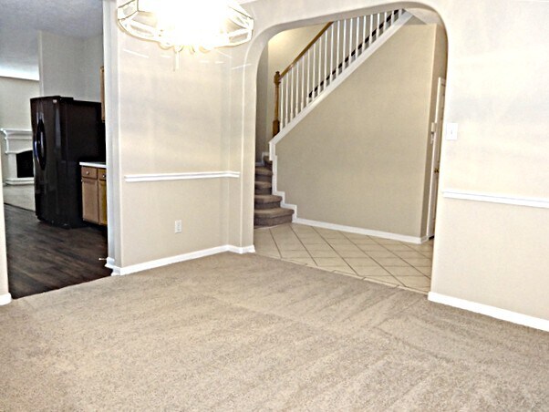 Building Photo - 2906 Tara Gables Ct