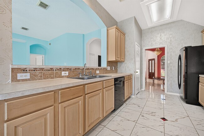 Building Photo - 12338 Ashford Hollow Dr