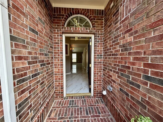 Building Photo - 11911 Timpnogos Dr