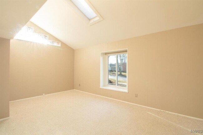 Building Photo - 507 Glenmeadow Dr