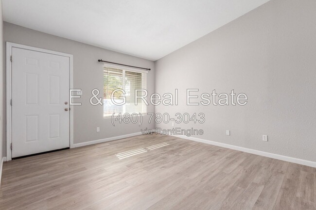 Building Photo - 4530 E Camino Cir