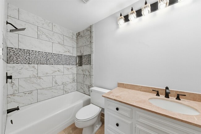 Building Photo - 8614 Oakford Dr