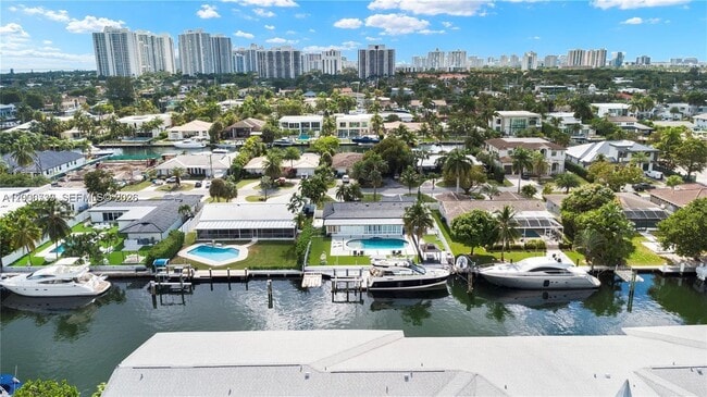 Building Photo - 455 Paradise Isle Blvd