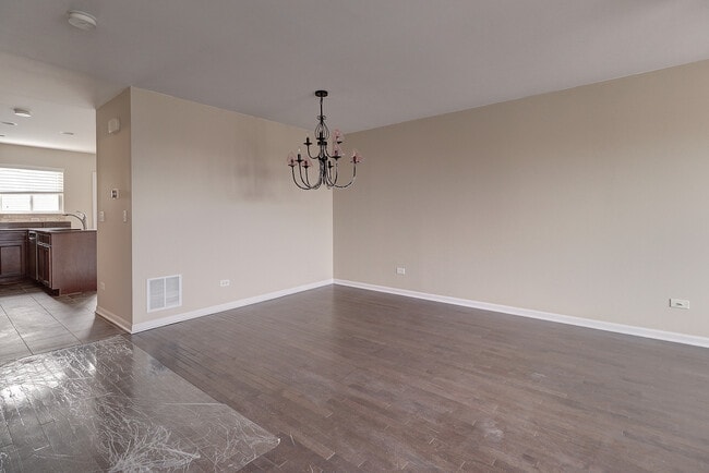 Building Photo - 14644 Paul Revere Ln