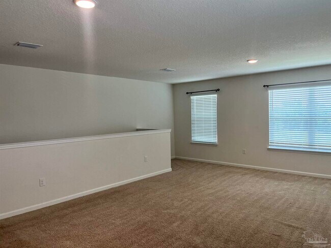 Building Photo - 5862 Blackhorse Cir