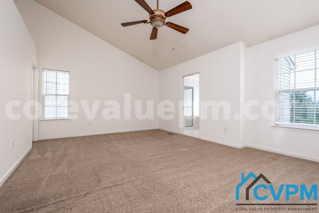 Building Photo - 1023 Railbed Dr