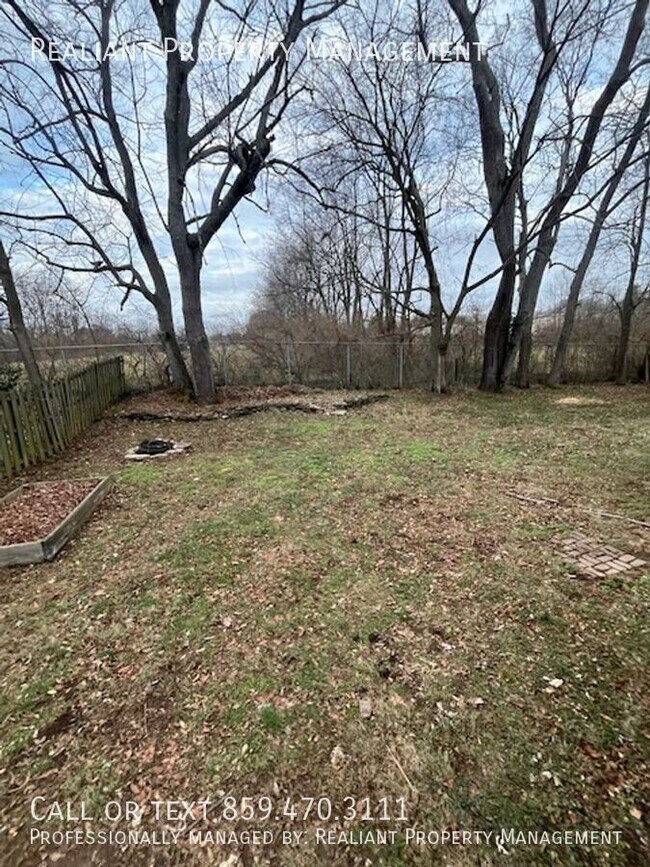 Building Photo - 229 Shreveport Dr