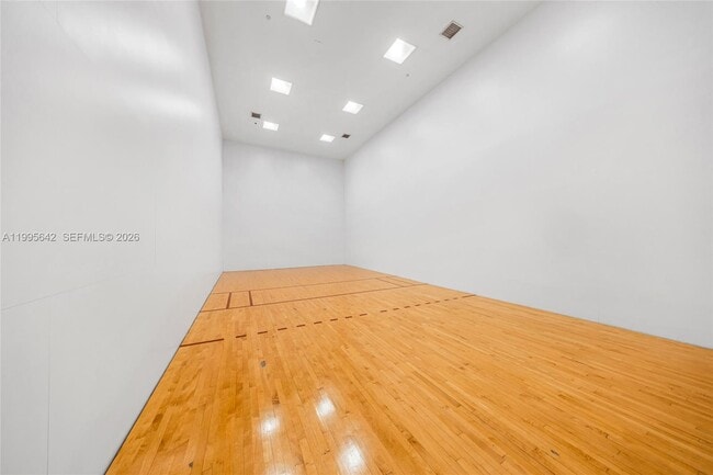 Building Photo - 701 Brickell Key Blvd