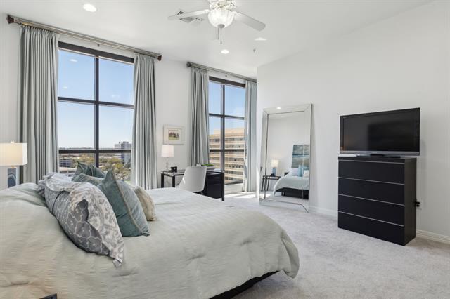 Building Photo - 330 E Las Colinas Blvd