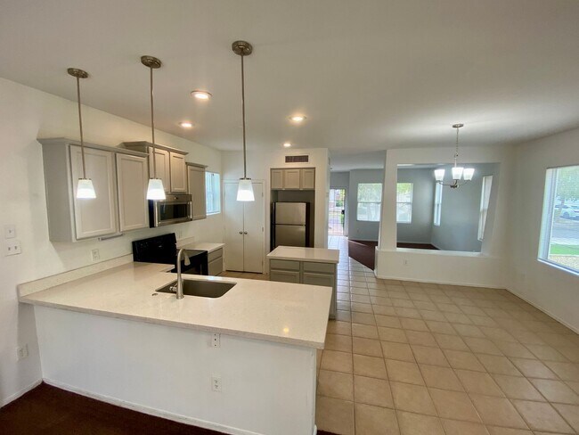 Building Photo - Beautiful Maricopa 3 Bedroom 2 Bath Home