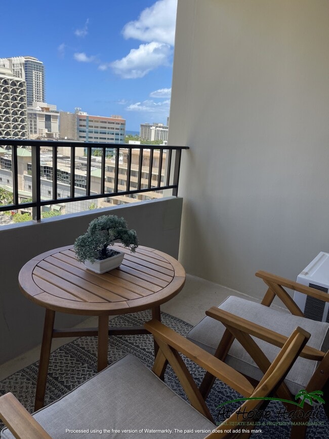 Building Photo - 2240 Kuhio Ave.