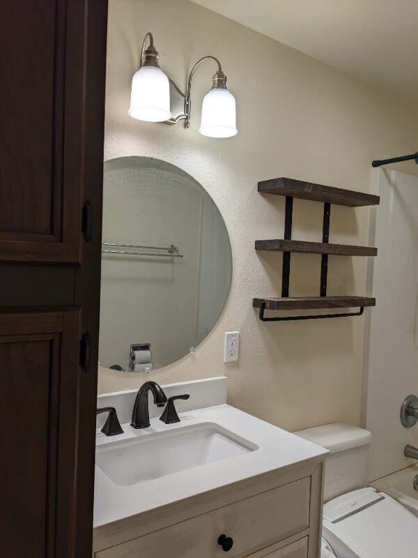 Building Photo - 1626 Walnut St