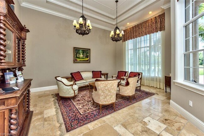 Building Photo - 2225 23rd St SW