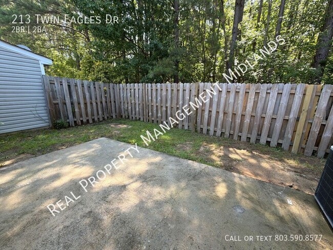 Building Photo - 213 Twin Eagles Dr