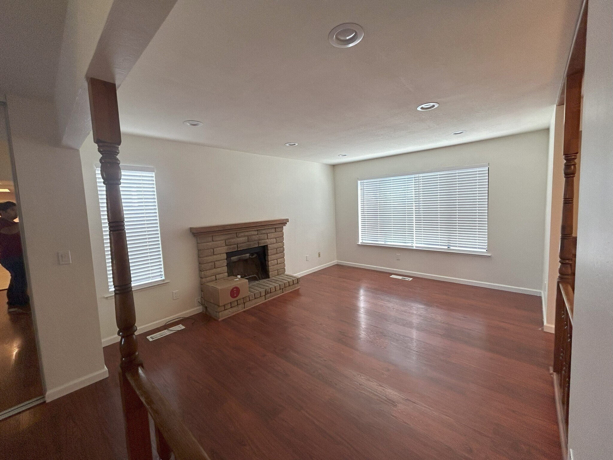 Fire place in living room - 1312 Shaddick Dr