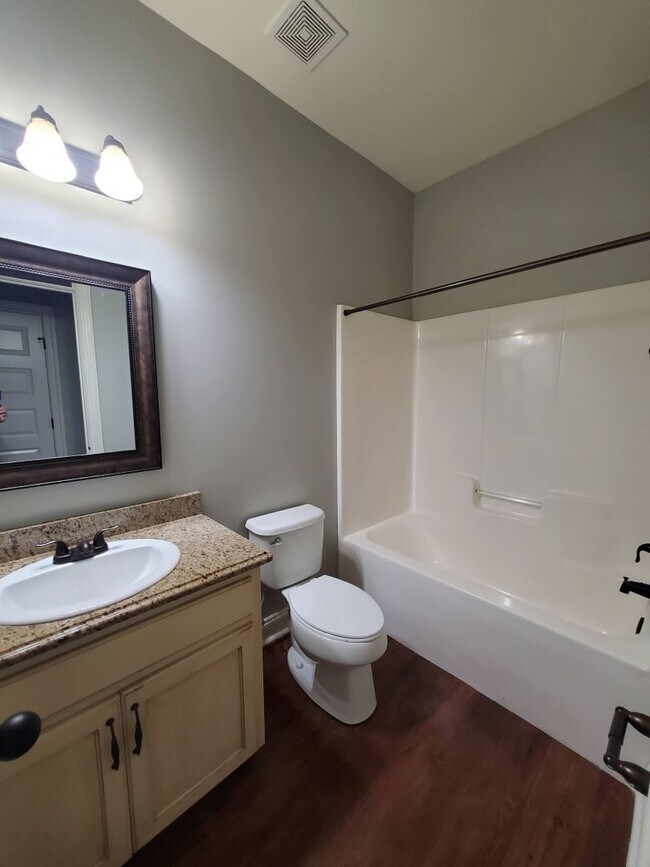 Building Photo - 3847 Napa Dr